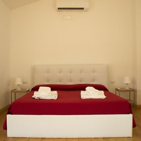 Fontana La Pietra Villa Pisticci Buitenkant foto
